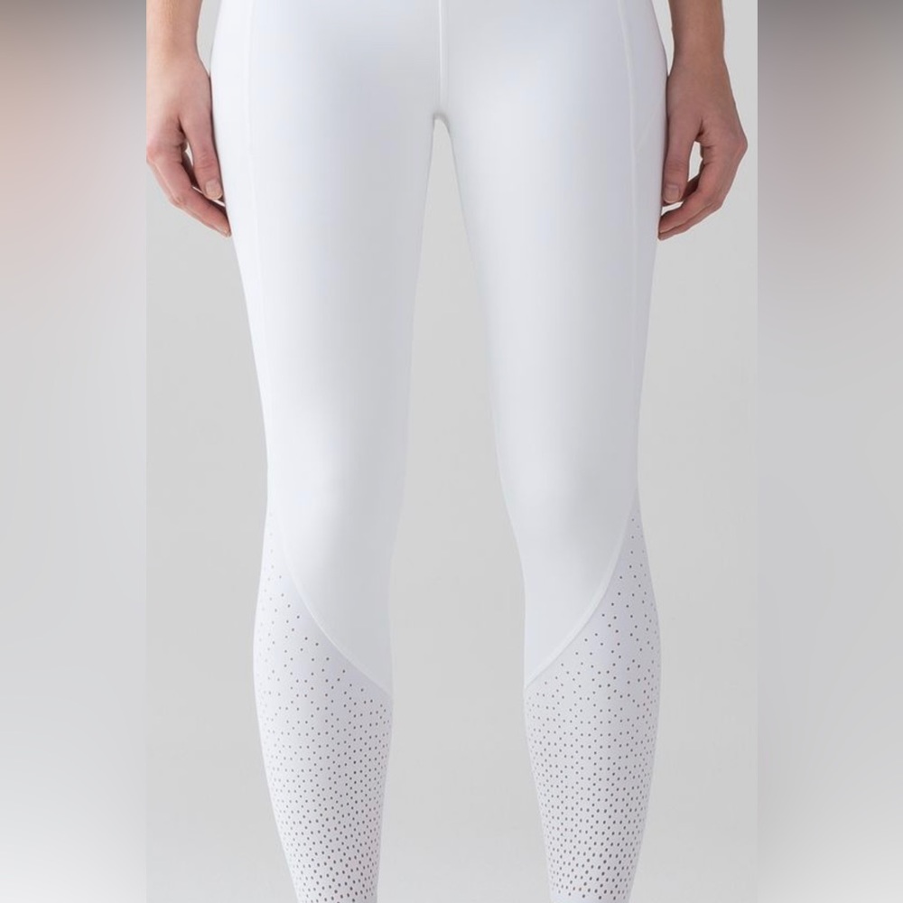 New with tags Lululemon Anew white tights